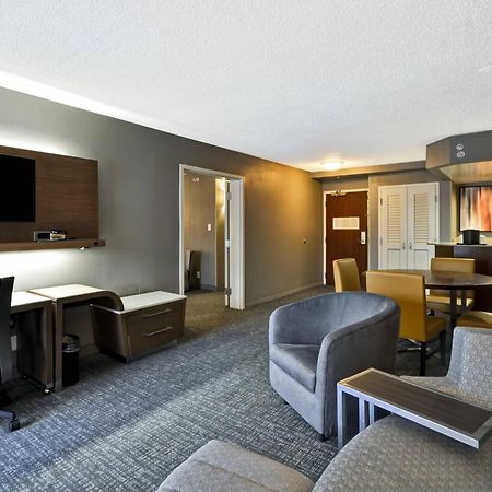 Courtyard Houston I-10 West/Energy Corridor Hotell Exteriör bild